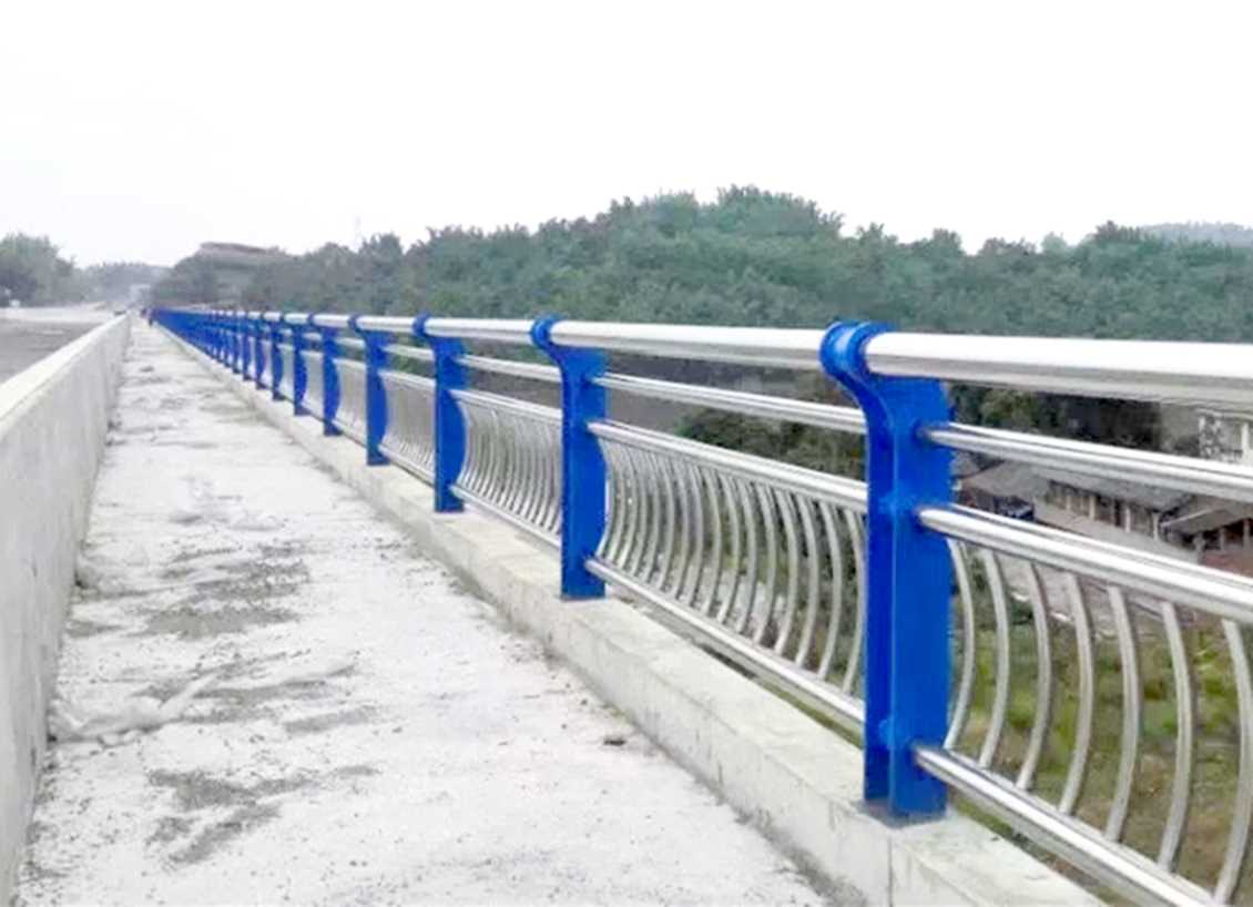 橋梁人行道護欄（不鏽鋼款）